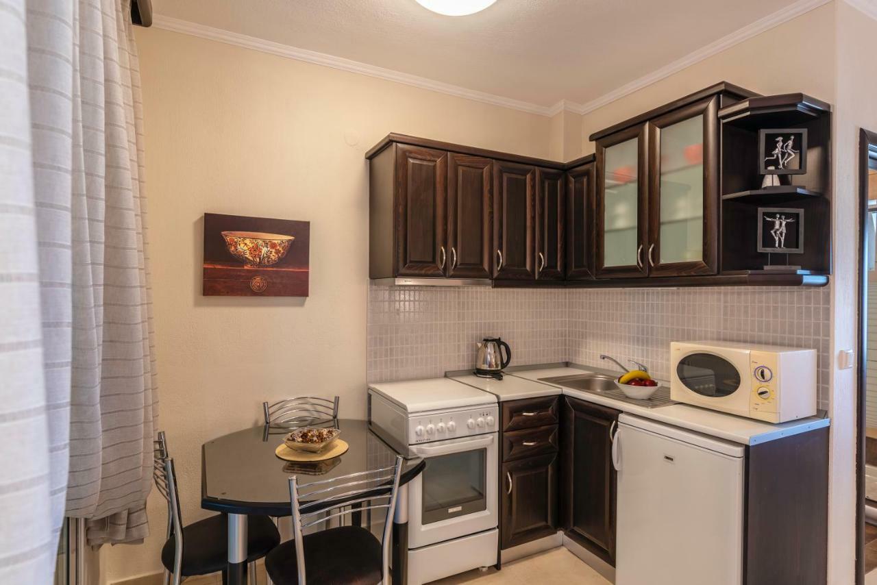 Niki Apartments Chrisi Ammoudia Esterno foto